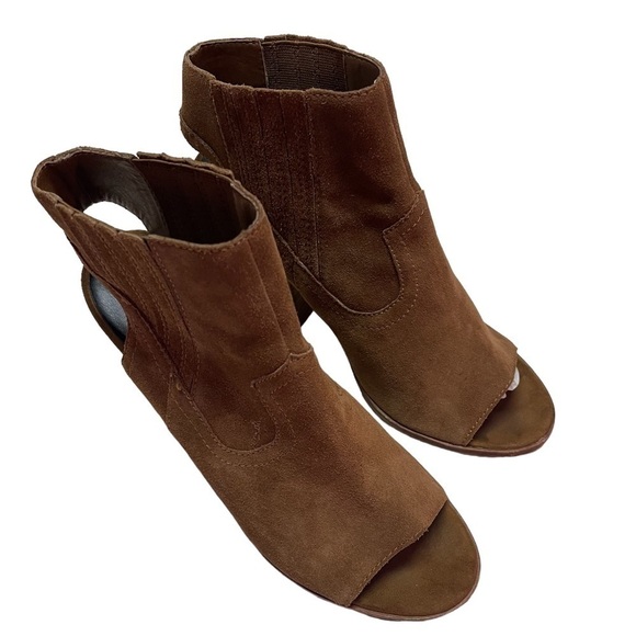 Dolce Vita Peep Toe Open Back Block Heel Brown Suede Leather Booties size 9.5 - Picture 1 of 7